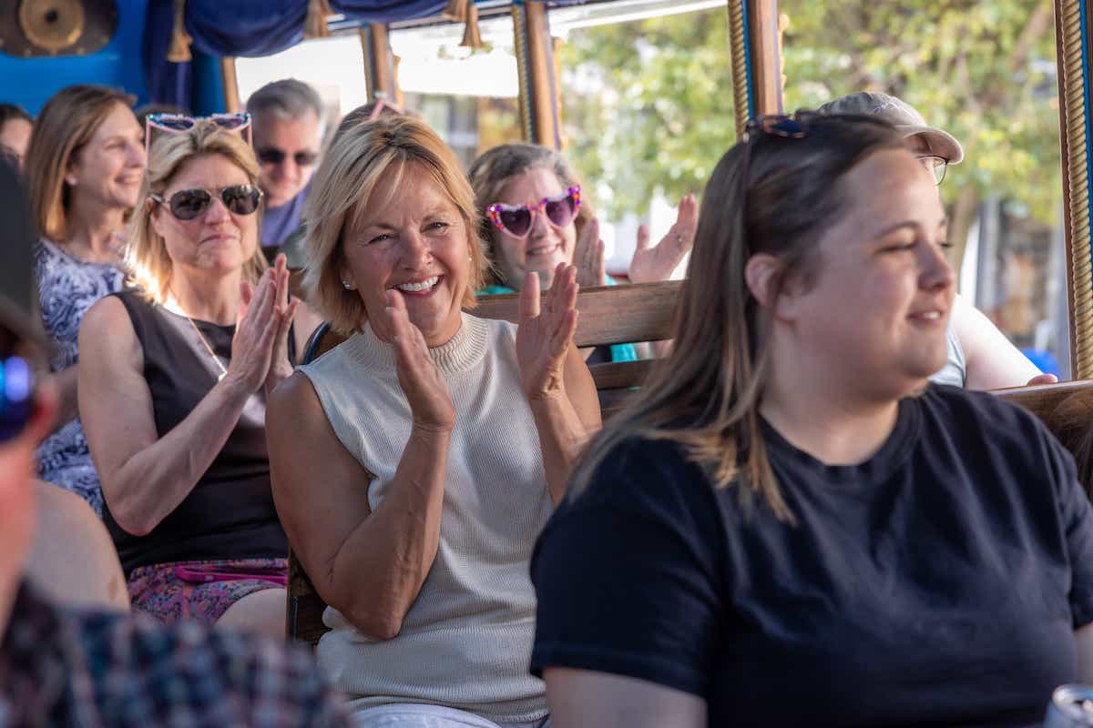 Hey Charlotte - Charlotte Tours LaZoom Comedy Bus Tour